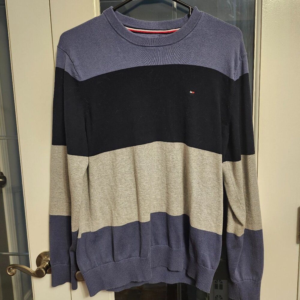 Tommy Hilfiger Men's Blue / Grey Striped Sweater - Size Large NWOT